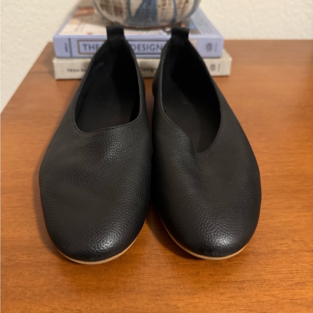 Black Day Glove Flats